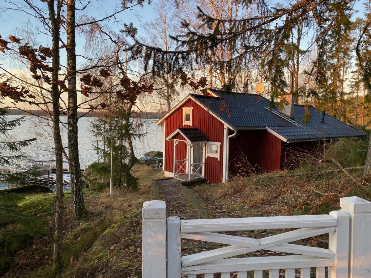 "Talludden" By The Lake Arydssjoen, Furuby Kültér fotó